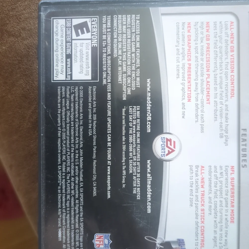 EA Sports Madden NFL 06 PC Game - Green
